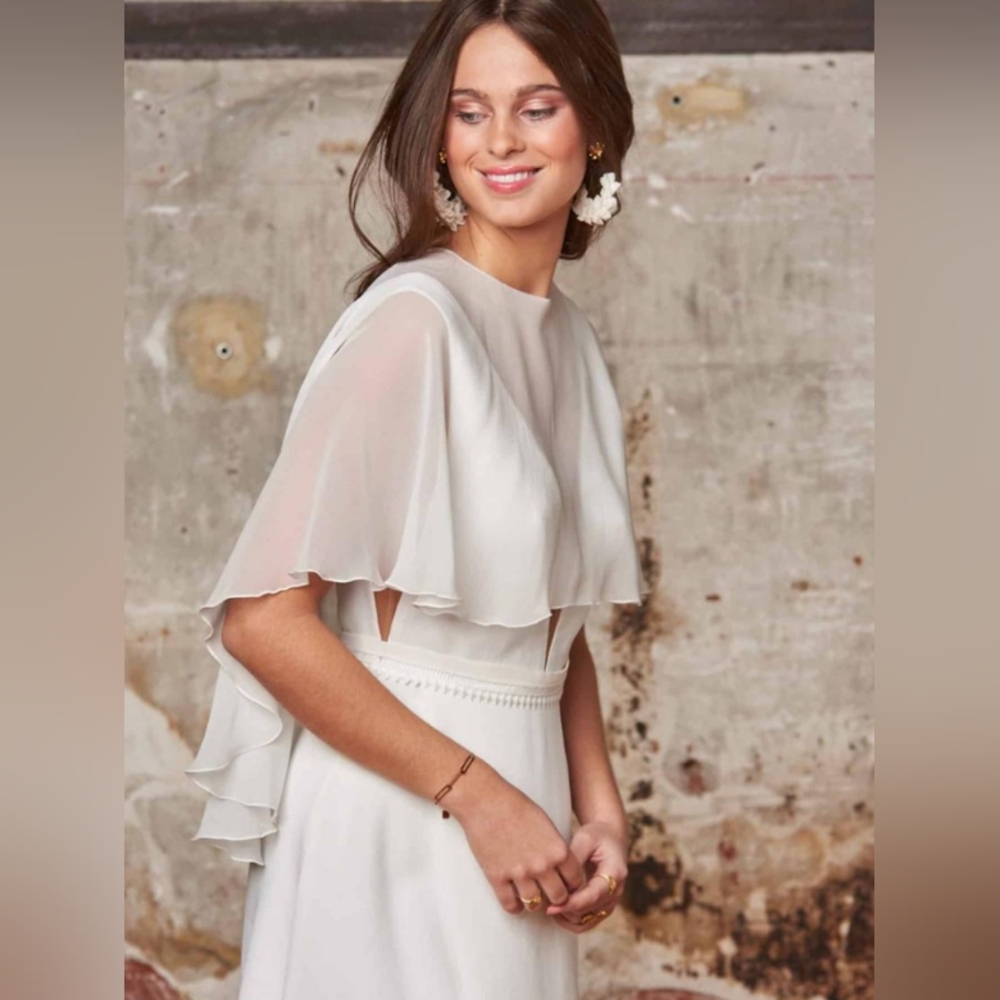 🆕Bridal Cover Up/Wedding Wrap, Short Sleeves, Jewel Neck, Elegant Sheer Chiffon